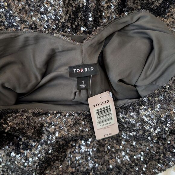 Torrid Sequin Shift Dress Charcoal Gray V-Neck Back Lined Size 1 (14/16) NWT - Picture 8 of 8
